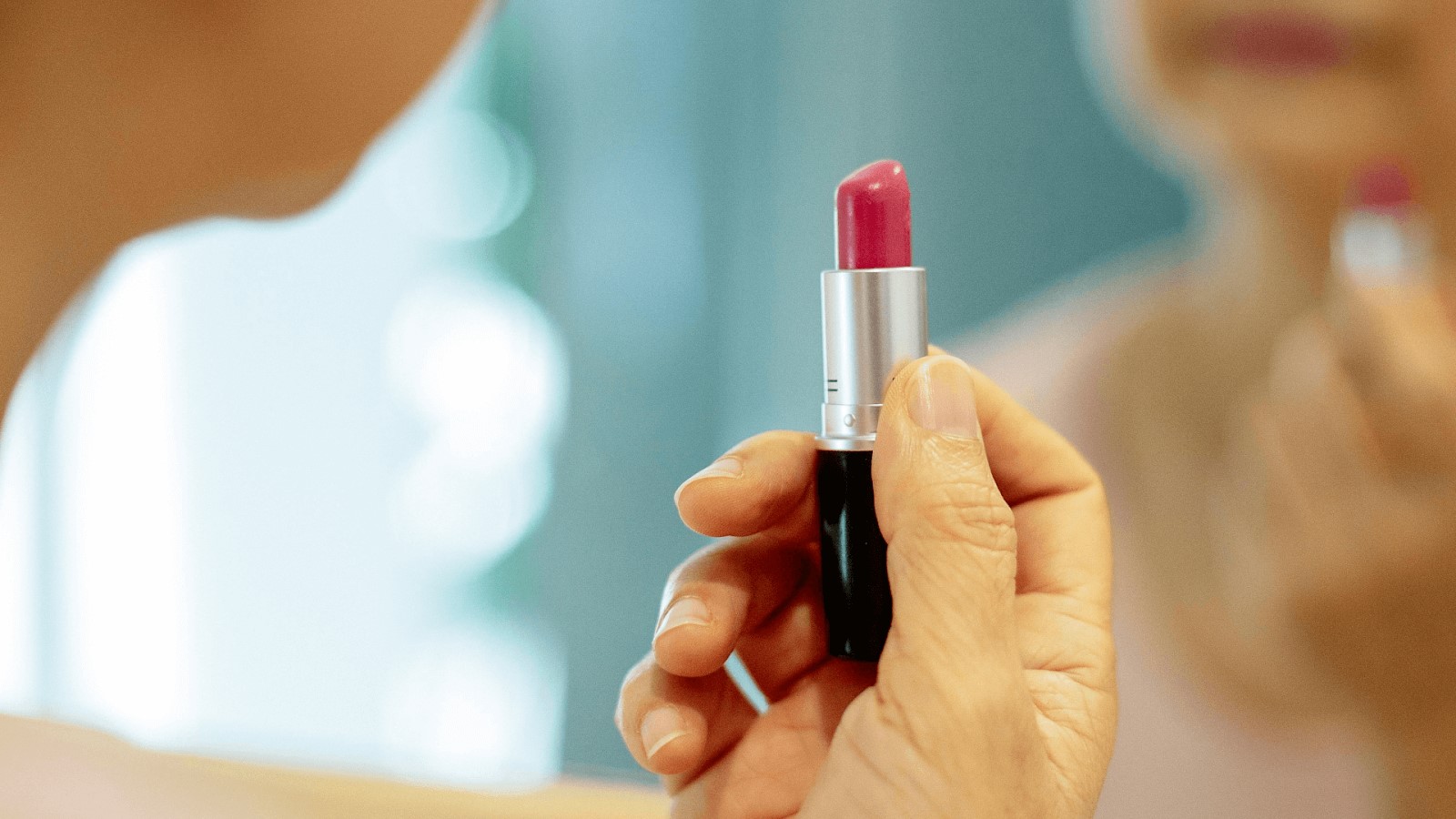 lipstick effect adalah